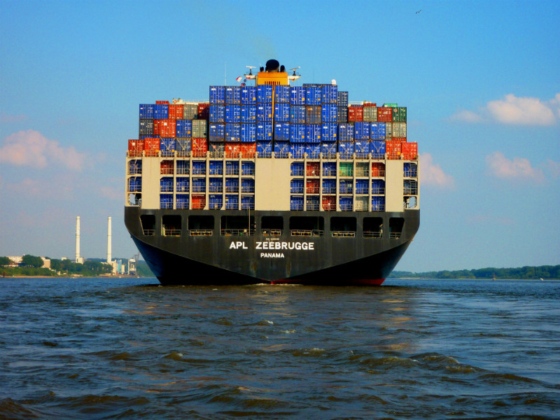 Why use docker? 3 reasons from a development perspective Why use docker? 3 reasons from a development perspective